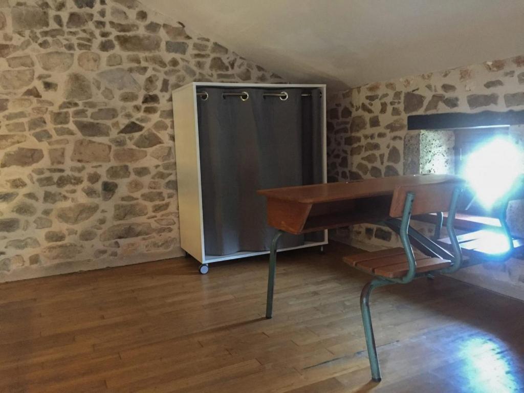Camping Les Gorges Du Chambon Hotel Eymouthiers  Exterior foto